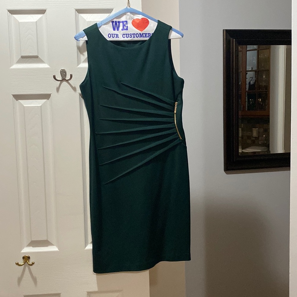 Office meeting or cocktail party this dress is versatile